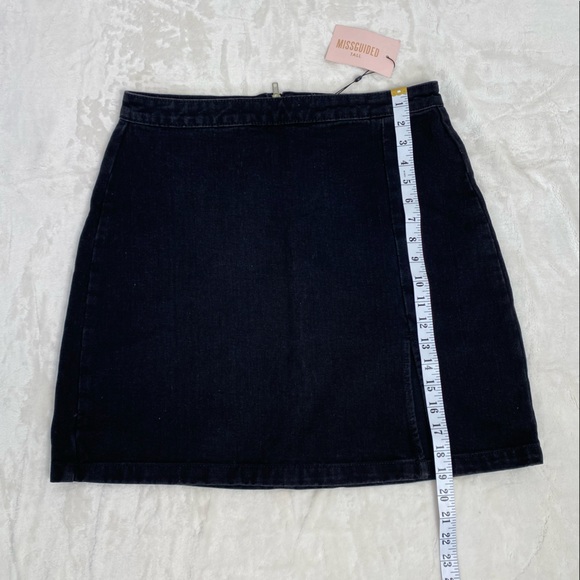 NWT Missguided black denim mini skirt (size US 10) - Picture 3 of 4